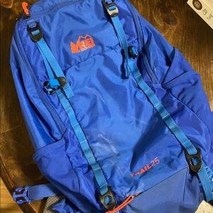 REI trail 25L backpack